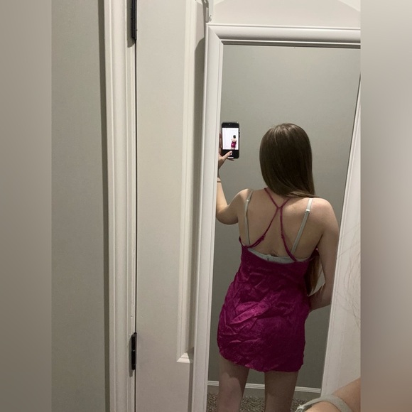 Lizard Thicket Dress. - Picture 3 of 3